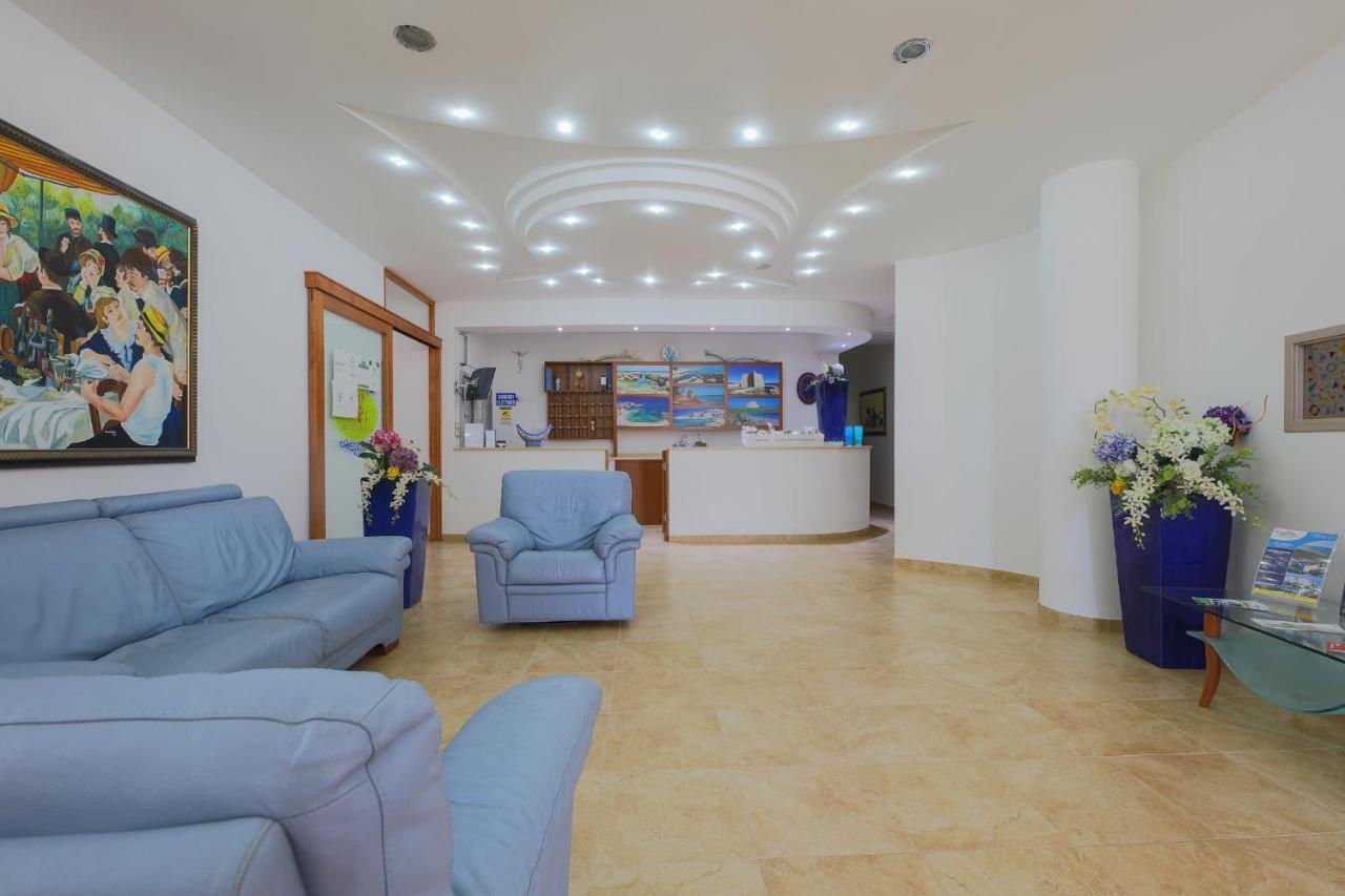 Hotel Corallo توري سانتا سابينا المظهر الخارجي الصورة